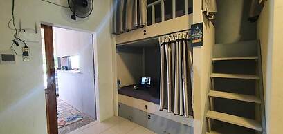 Bunk Bed Room Nusa Penida - Hostel