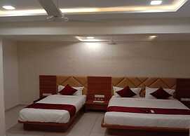 Hotel Lux Inn