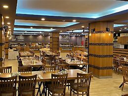 Sapran Deluxe Hotel
