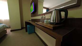Sapran Deluxe Hotel