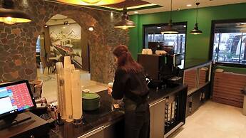 Sapran Deluxe Hotel
