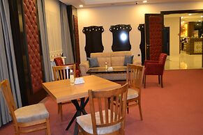 Sapran Deluxe Hotel