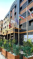 Sapran Deluxe Hotel
