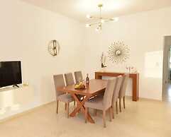 Christianna Luxury Apartment 2