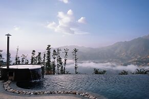 Ville De Mont Mountain Resort