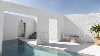ANOME Mykonos