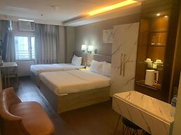 Sunny Day Hotel