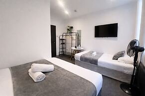 Amsterdam Hotel