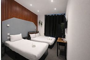 Amsterdam Hotel