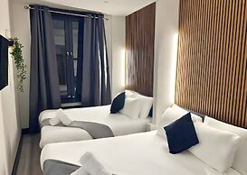 Amsterdam Hotel