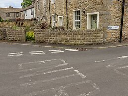 5 East Street