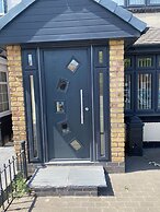BowChumpHaus - Luxurious 5 Bedroom House - Birmingham