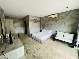 The Sea Resort Haad Rin