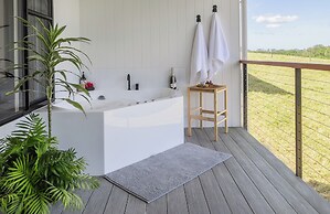 Seven Peaks Farm Stay