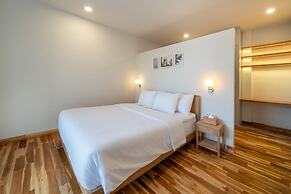 4BR Luxury Modern Contemporary Villa in Canggu
