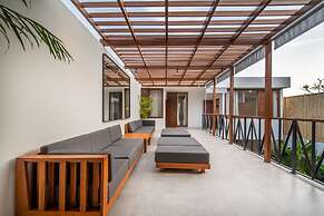 4BR Luxury Modern Contemporary Villa in Canggu