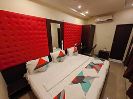 Loharkar Hotel