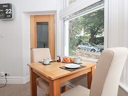 Flat 1 Byfield
