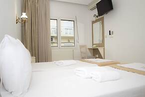 Astron Hotel
