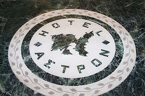 Astron Hotel