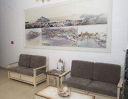 Astron Hotel
