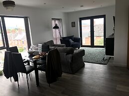 Impeccable two Bedroom Apartment in South Belfast