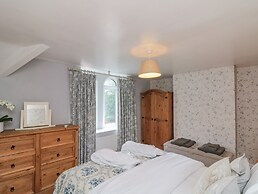 5 Rosedale Abbey