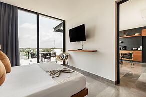 Luxury 1 Bedroom Penthouse by Iik Tulum