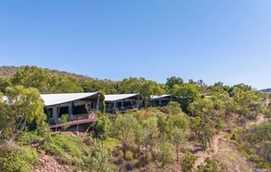 Discovery Resorts- Lake Argyle