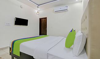 Treebo Royal Empire Adarsh Nagar, Chandigarh