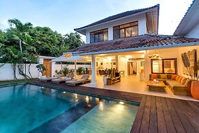 Villa Lisabella by Villa Finder