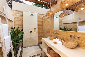 Villa Lisabella by Villa Finder