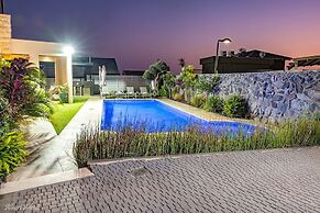 Tavor View Suites