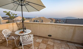 Tavor View Suites
