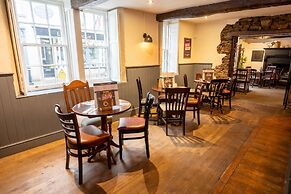 The Snooty Fox