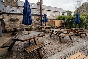The Snooty Fox