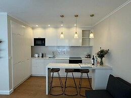 Peixeira Studios and Apartments