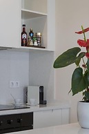 Peixeira Studios and Apartments