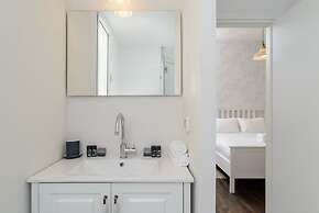 Arlo by TLV2RENT