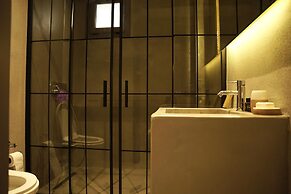 Soas Suites