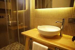 Soas Suites