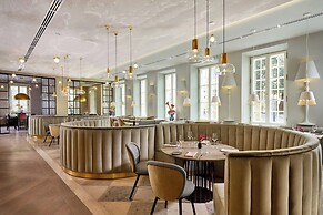 Hotel Verte, Warsaw, Autograph Collection