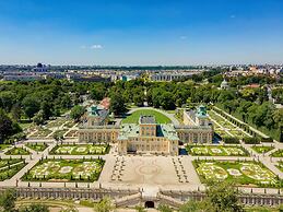 Hotel Verte, Warsaw, Autograph Collection