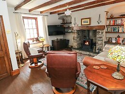 Penywhelp House