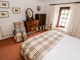 Penywhelp House