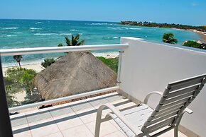 Tan Ik Beachfront Condos