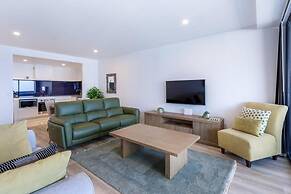 Circle on Cavill - Coastal Letting