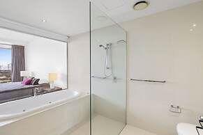 Circle on Cavill - Coastal Letting
