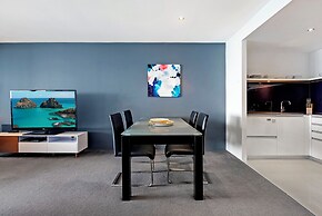 Circle on Cavill - Coastal Letting
