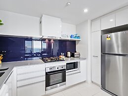 Circle on Cavill - Coastal Letting